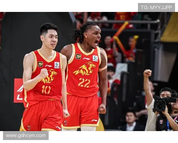 2018年CBA辽宁队对阵广厦队精彩比赛录像回顾与分析